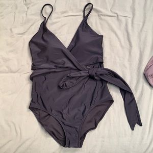 Aerie One Piece Swimsuit Medium Long